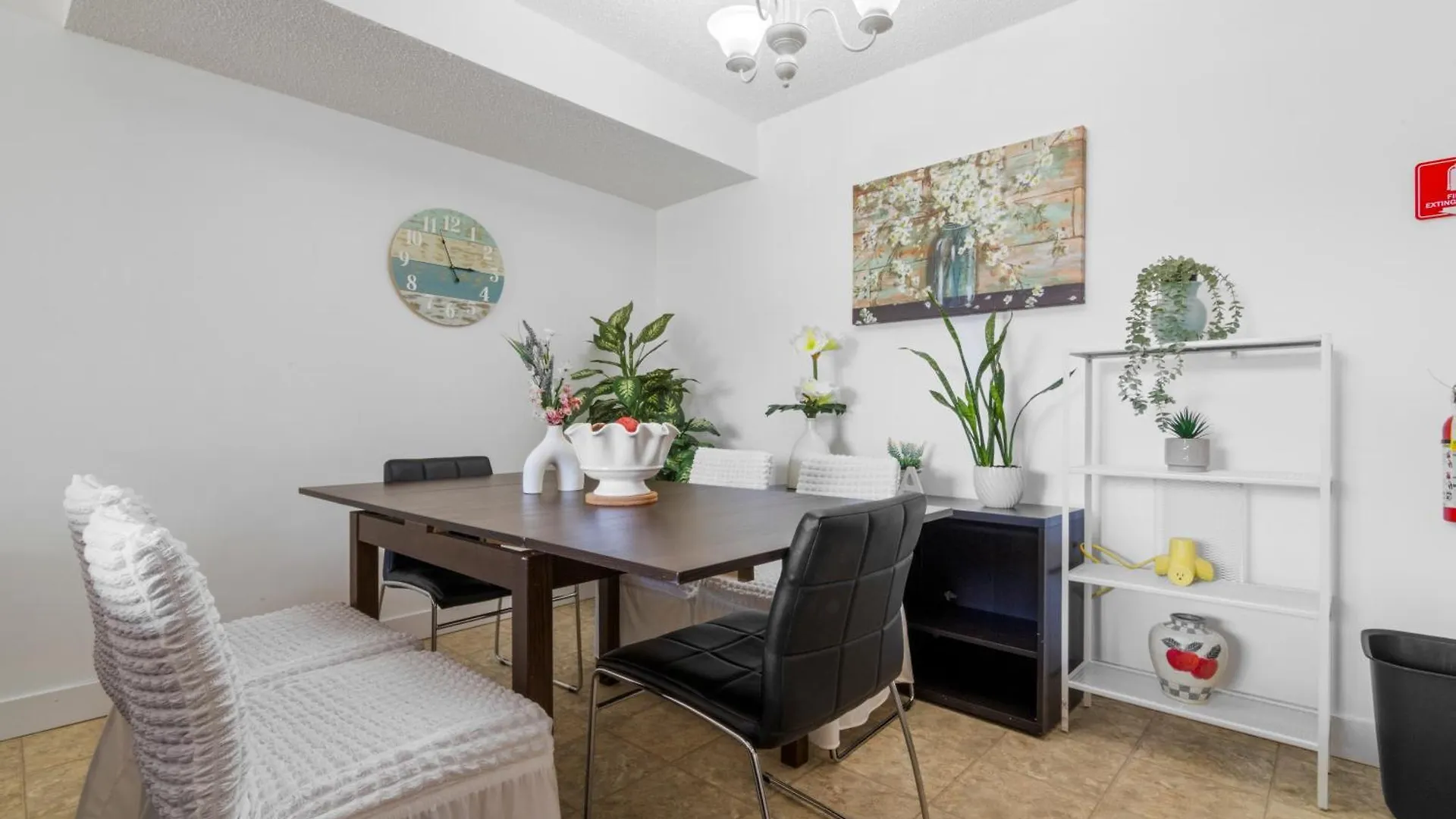 Stylish 2Br By Stampede Free Parking Terrasse Lejlighed YYC 0*,  Canada